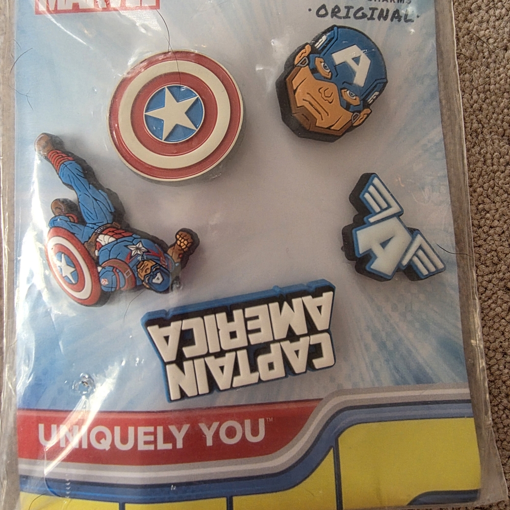 Marvel Captain America Kids Toy Set - Blue and Red - Picture 6 of 9
